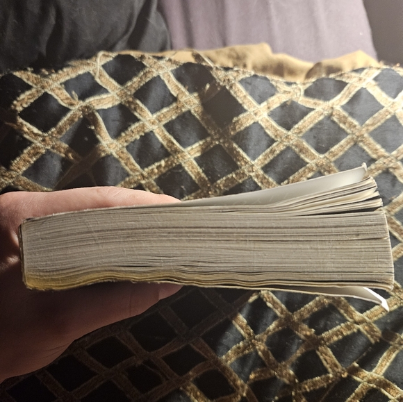 Bloodshed by Molly Doyle - Picture 5 of 9